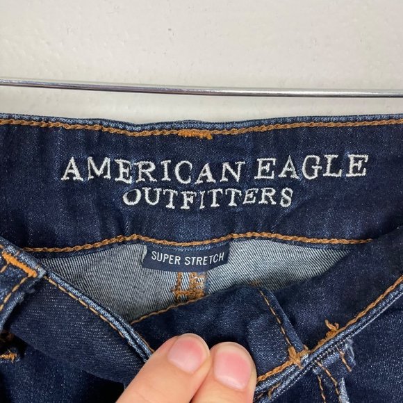 American Eagle Woman's 2 Hi-Rise Shortie Denim Shorts Dark Wash Summer Cut‎ Offs - Picture 3 of 9